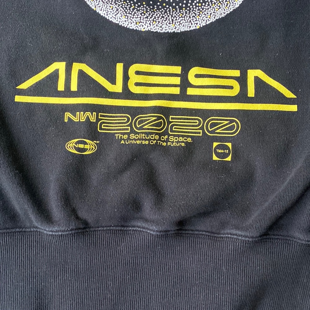 Sweatshirt - Picture 7 of 7